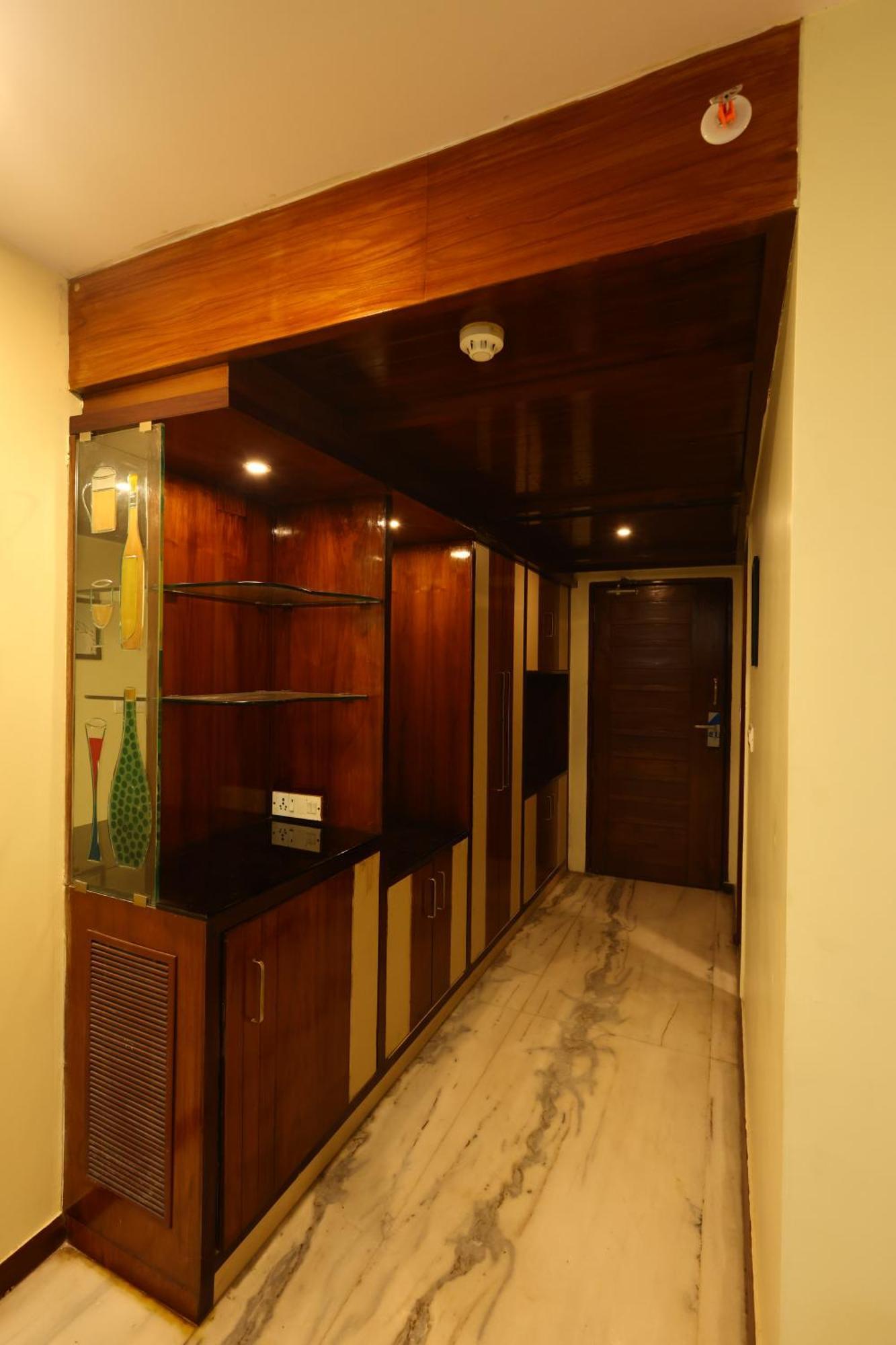 Lj Dadi'S Grand Hotel Visakhapatnam Exterior foto